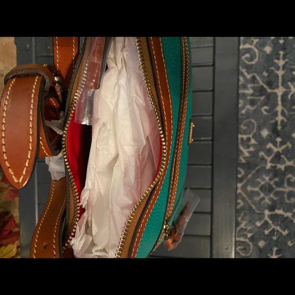 Donney and Burke purse - Picture 4 of 9